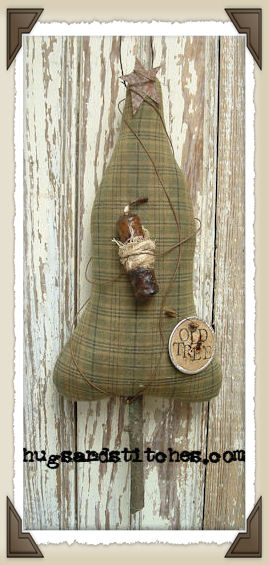 9027 - Primitive Tree w/Candle Ornie