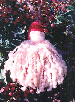 786 - Olde Tyme Santa Ornament